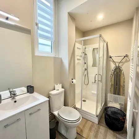 Orphelins 2 Apartment